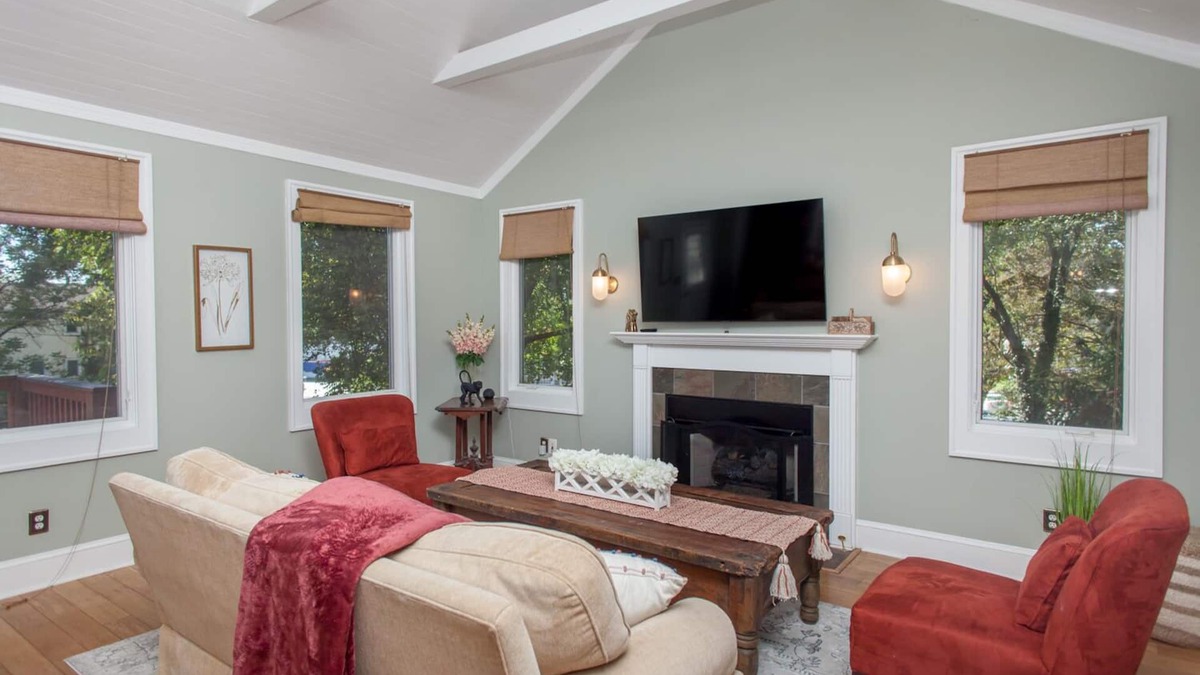 Martha Jefferson House | Charming Updated 3 Bedroom Home Near Downtown