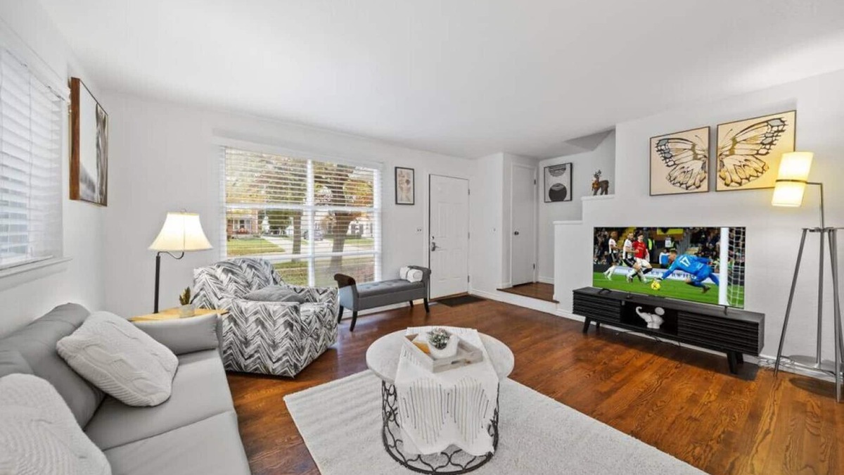 Birmingham House | Charming Urban Retreat in Downtown Birmingham