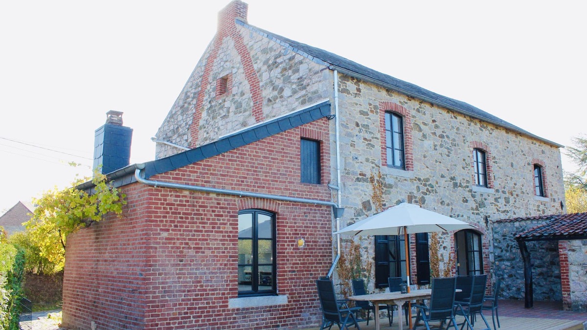 Tombeek Cottage | Charming vacation home with terrace and garden