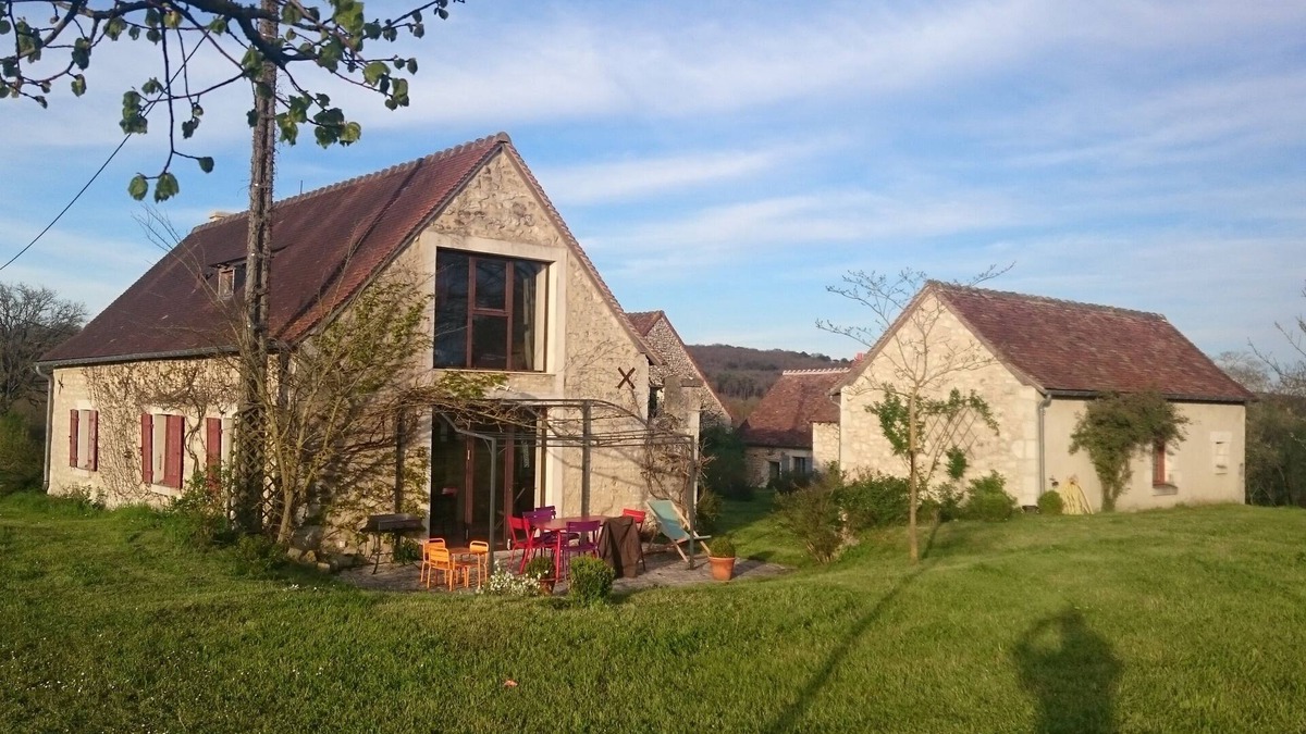 Le Grand-Pressigny House | Charming very quiet hamlet with beautiful view and large swimming pool