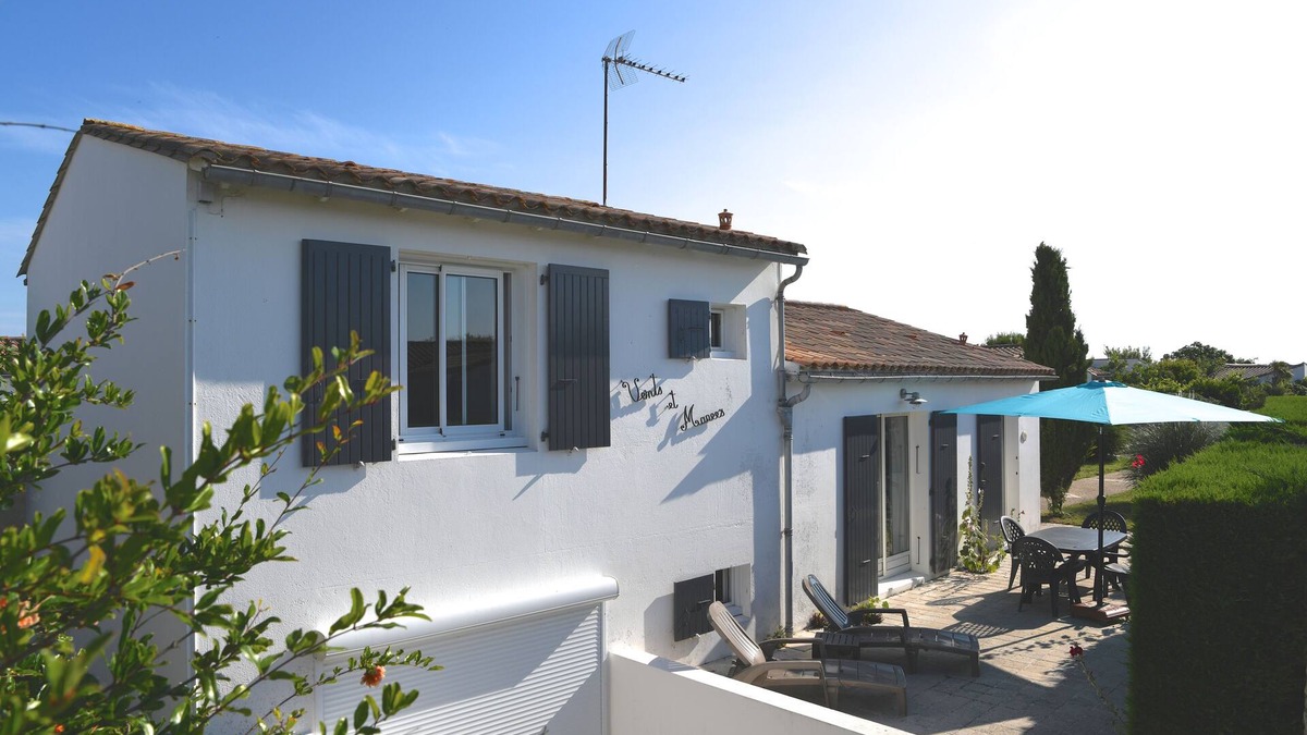 Sainte-Marie-de-Re Villa | Charming villa facing south in a quiet and close to the sea and shops