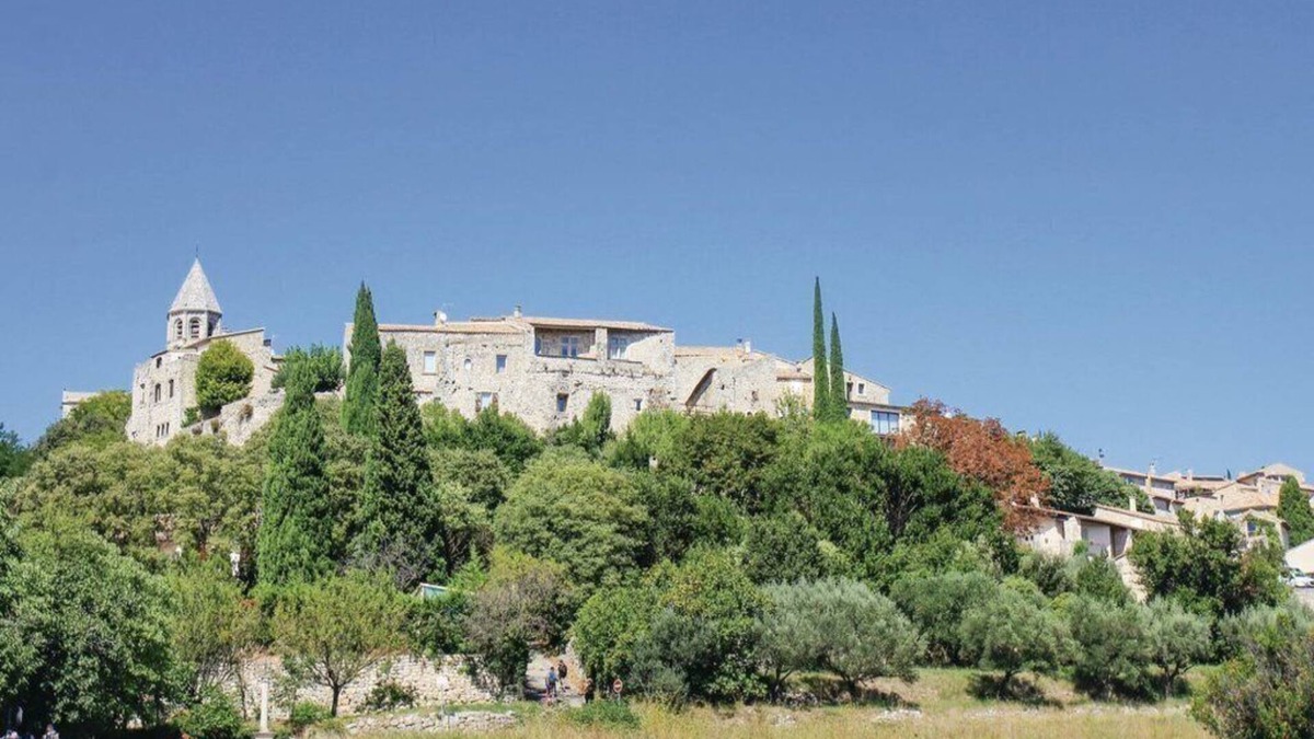 La Garde-Adhemar House | Charming Village House with terraces
