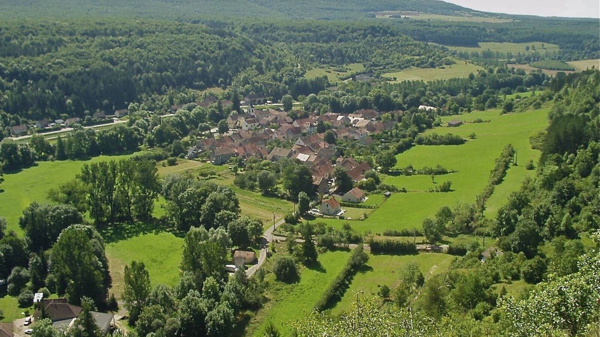 Veuvey-sur-Ouche House | Charming village house in beautiful area, 200m from the Canal de Bourgogne