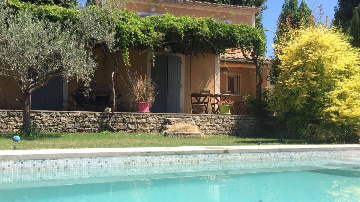 Caromb House | Charming villa in Caromb 6 to 8 people max with pool, sheets provided