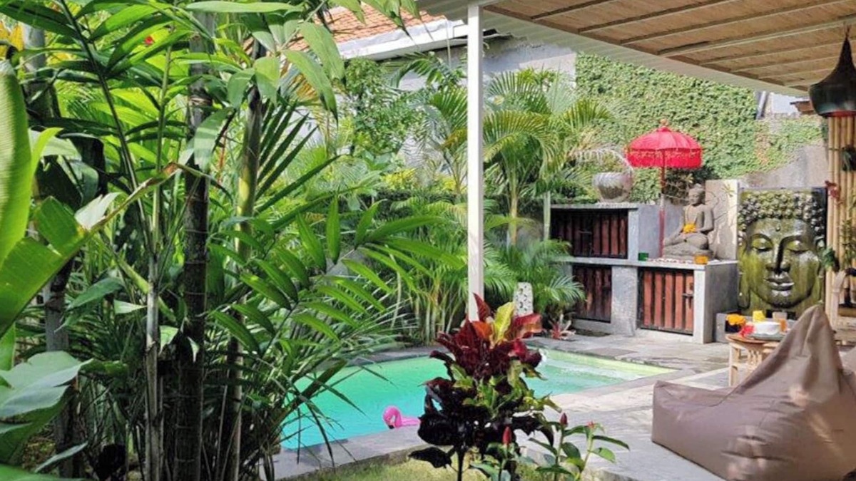 Nakula Villa | CHARMING VILLA LOCATED FULL CENTER SEMINYAK: PRIVATE SWIMMING POOL, WIFI, TV