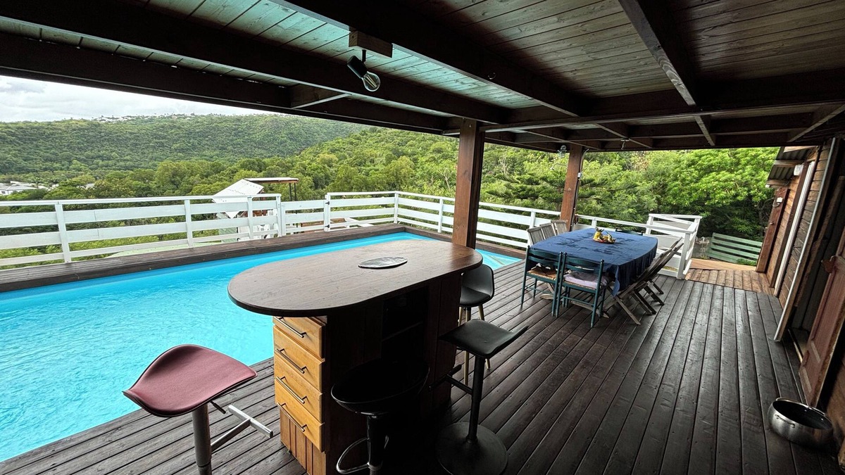 La Possession Villa | Charming villa with pool