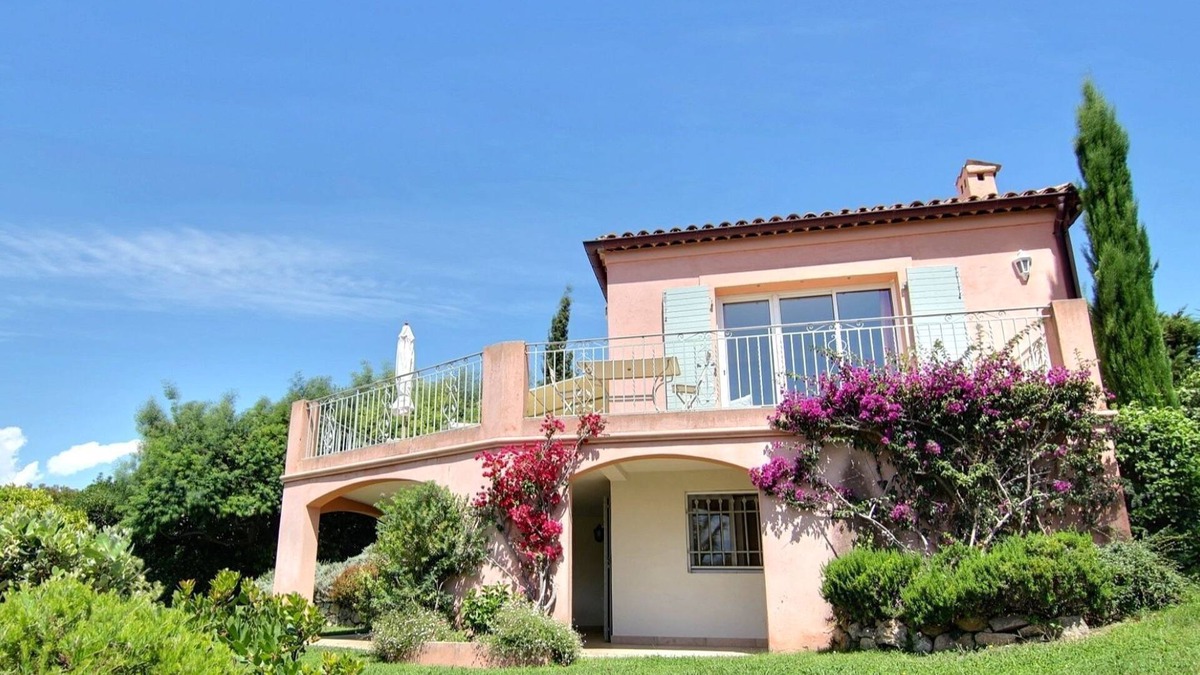 Vallauris Villa | Charming villa with pool and sea view, ideal for family or friends