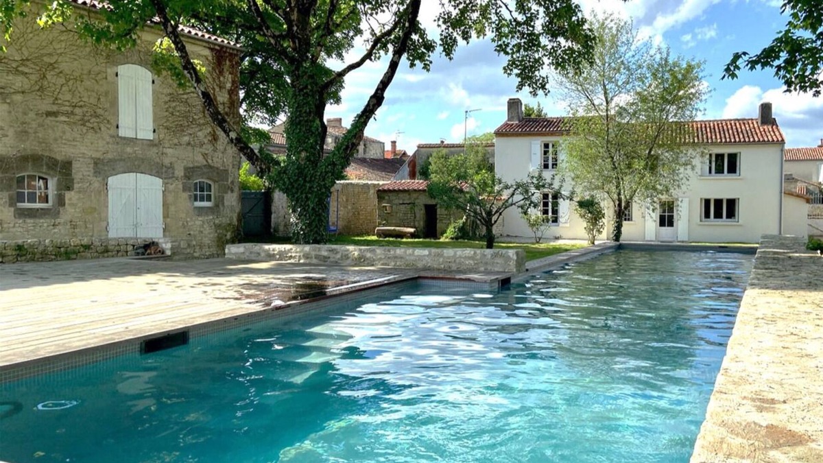 Vouhe House | Charming village house