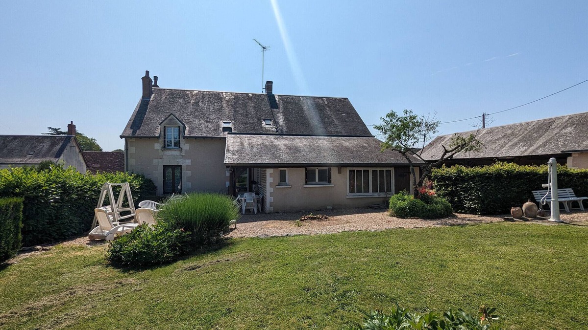 Preaux Cottage | Charming Village House with Large Garden, Games Room, and Proximity to Loire Castles and Beauval Zoo