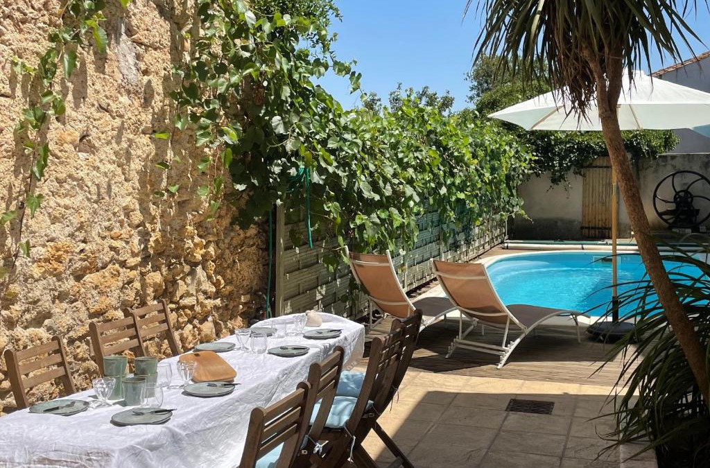Autignac House | Charming village house with pool