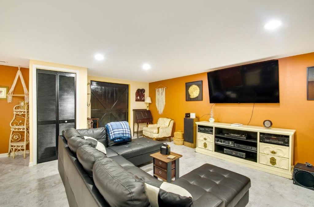 Lynchburg Apartment | Charming Virginia Getaway Near Hiking and Golfing!