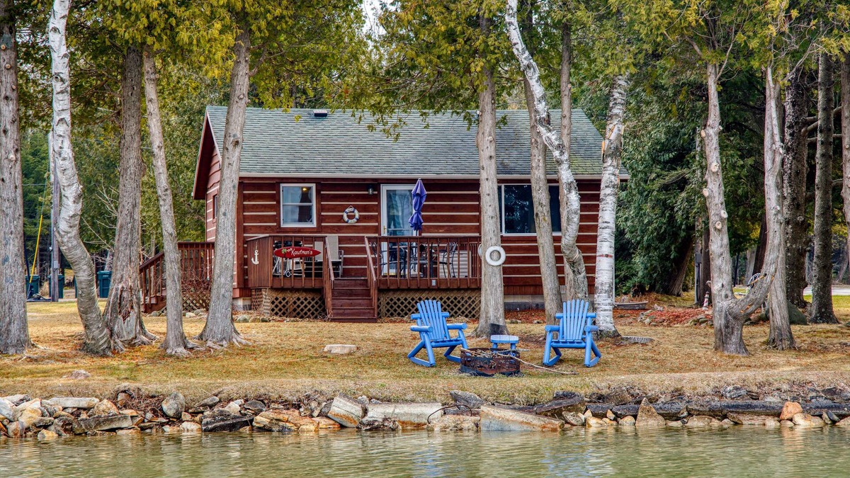 Sturgeon Bay Cottage | Charming Waterfront Cabin on Clark Lake- paddleboat and canoes!