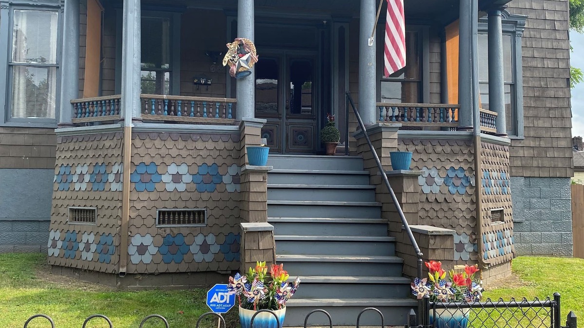 Wheeling House | Charming Wheeling Island home. Large cozy and spacious! Your home away from home