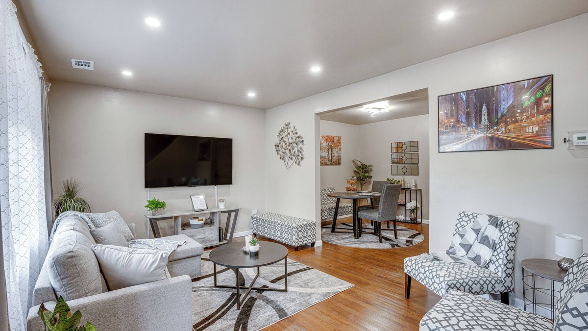 Willow Grove House | Charming Willow Grove Home w/Patio + Fire Pit!