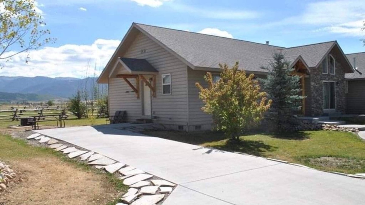 Clawson Cottage | Charming with Incredible Views of Targhee and Tetons!