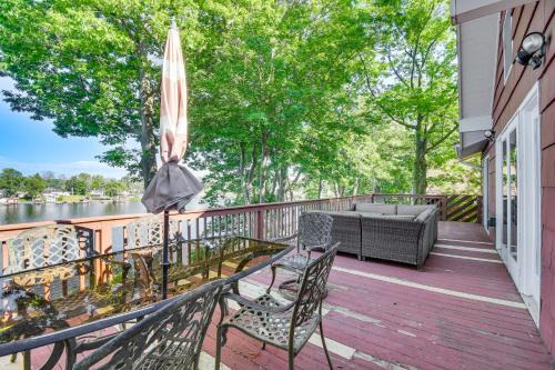 Wolcott House | Charming Wolcott Cottage with Fire Pit and Mini Dock