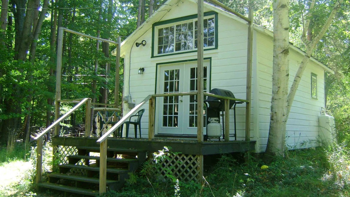 Woodstock Cottage | Charming Woodstock Teahouse Cottage by the Sawkill Creek trout stream