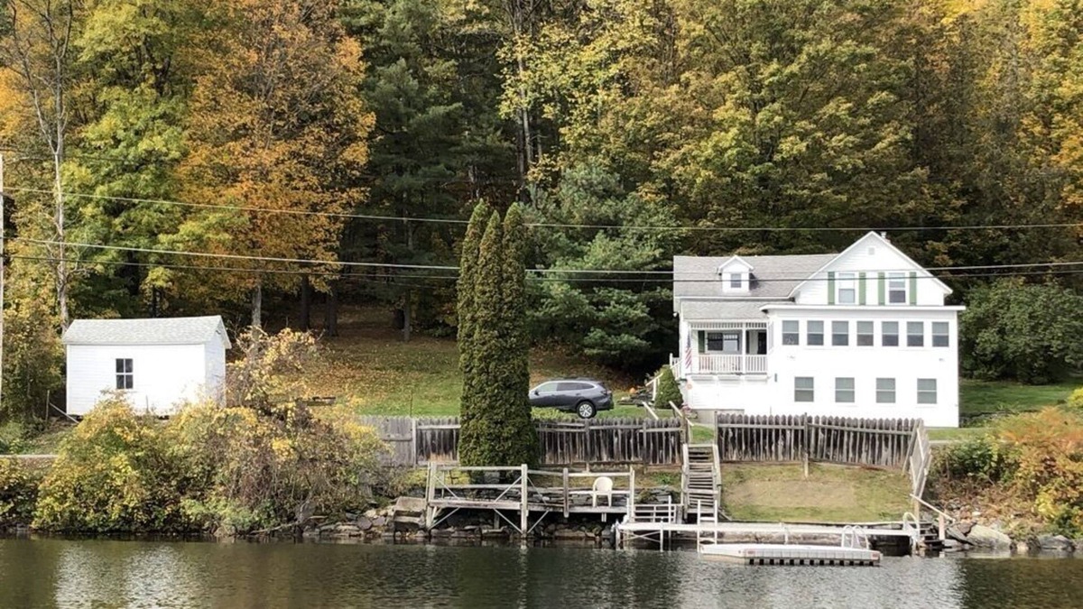 Castleton House | Charming year-round lakefront house with breathtaking panoramic views