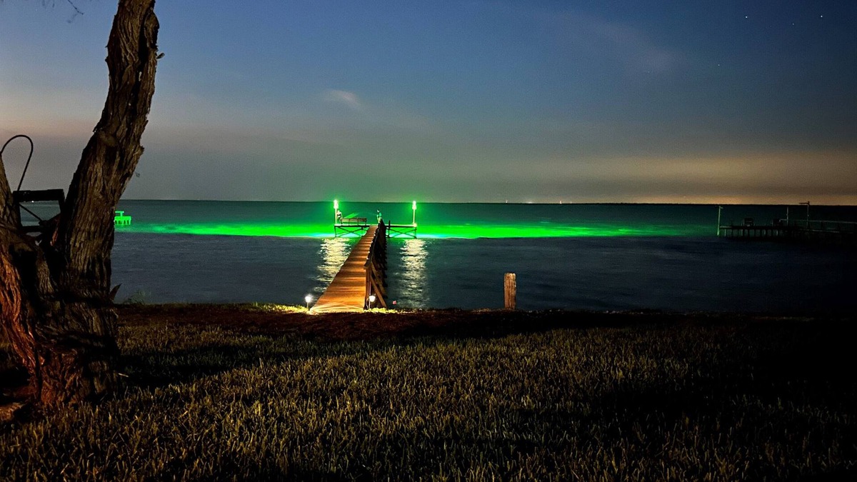 Riviera House | Charming3 Bedroom on Baffin Bay where legends of the speckled trout come to life