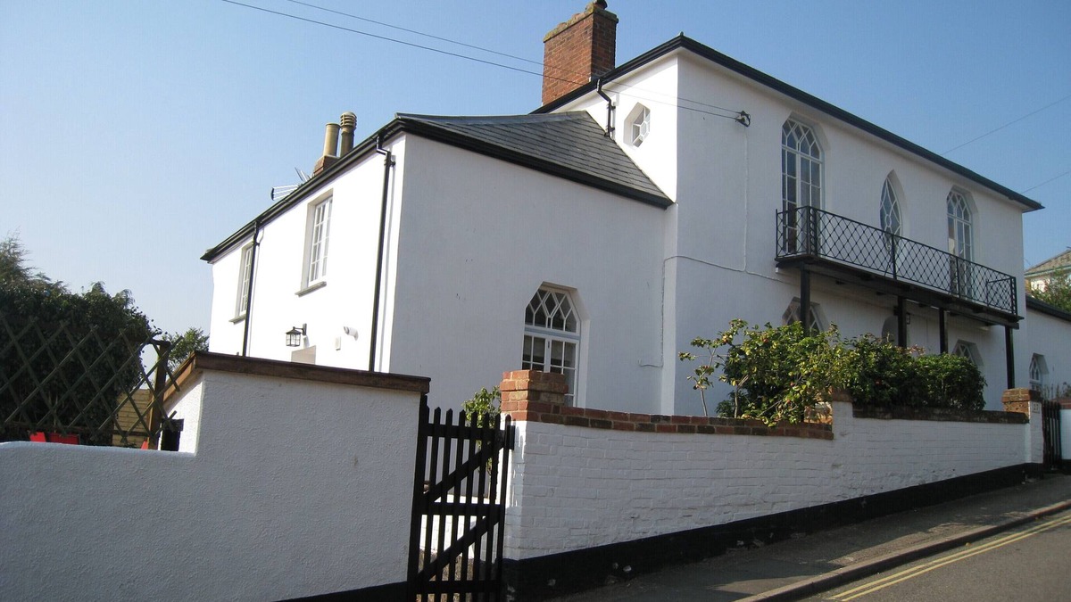 Budleigh Salterton House | Charmingly renovated cottage.