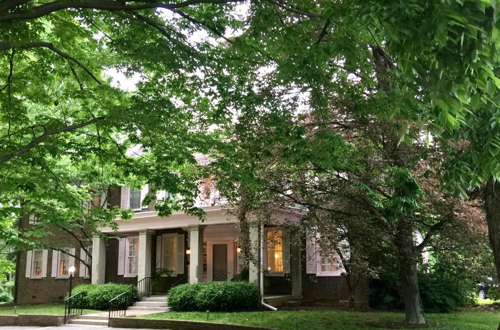 Versailles Bed & Breakfast | Charred Oaks Inn