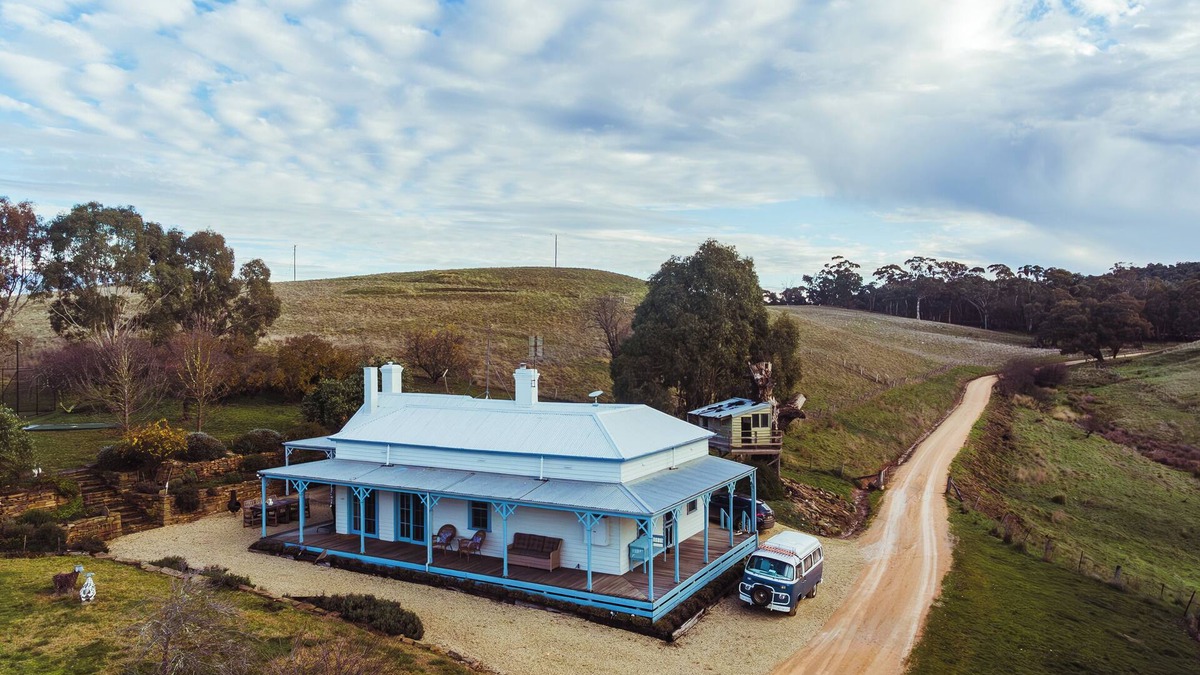 Glenluce House | CHARTER FARM - FIND YOUR HAPPY HAMLET