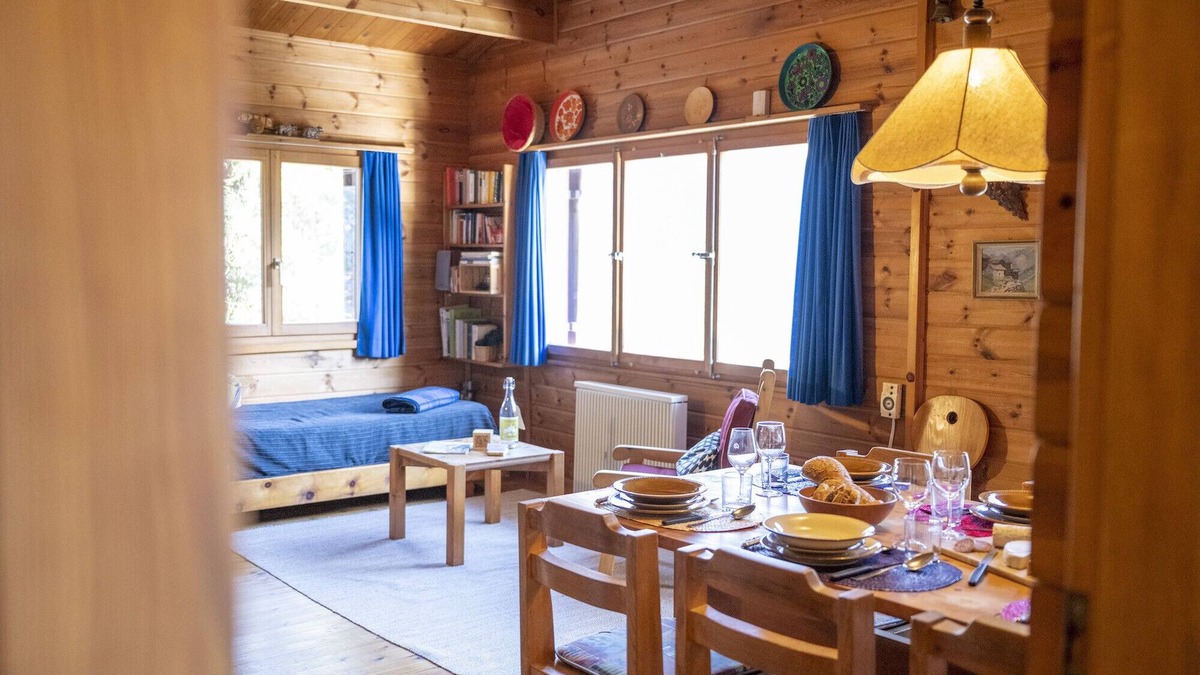 Valsot Ski Chalet | Chasa Avant Porta: Detached 4.5-room chalet with panoramic views