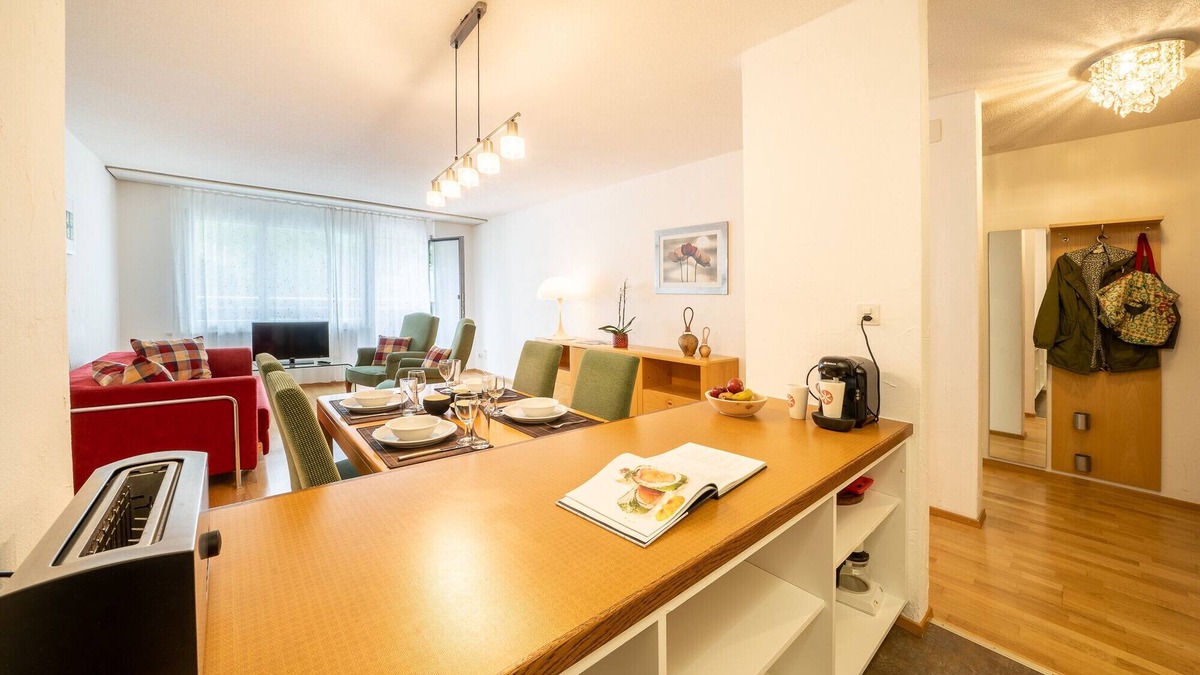 Vulpera Apartment | Chasa La Plavna: Charming 2.5 room flat with large balcony near the golf course