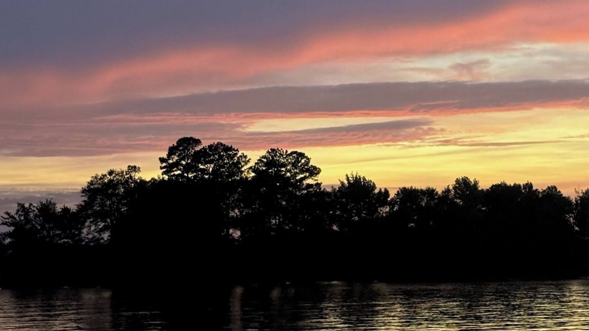 Cedar Bluff Cabin | Chasing Dreams Cottage located on Beautiful Weiss Lake