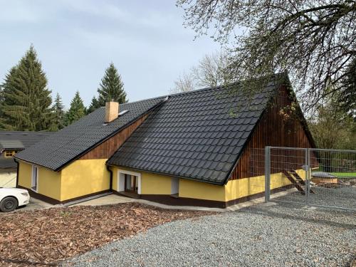 Nove Mitrovice Ski Chalet | chata-brdy