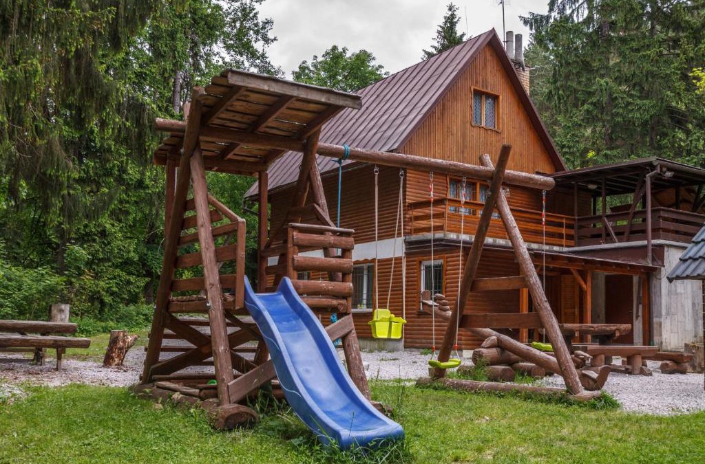 Ruzomberok Cabin | Chata Kamenár