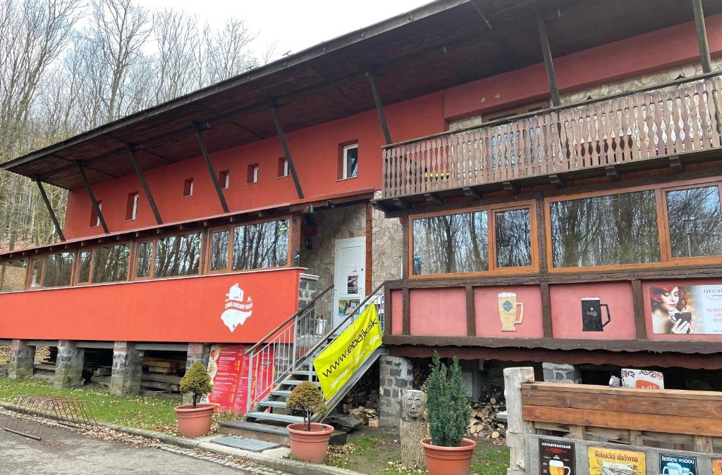 Pezinok House | Chata Korenný vrch Pezinská Baba