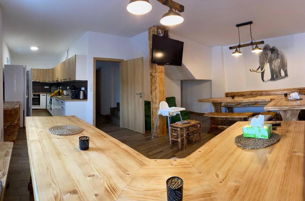 Loucna Pod Klinovcem Ski Chalet | Chata Mamutka-New