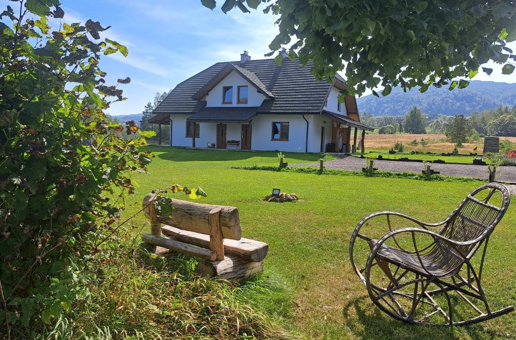 Cisna House | CHATA NA KOŃCU ŚWIATA
