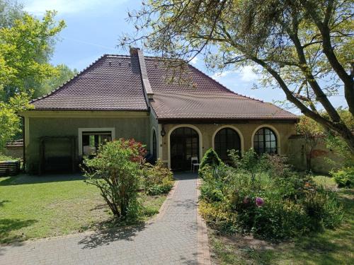 Lubiaz House | Chata Opata