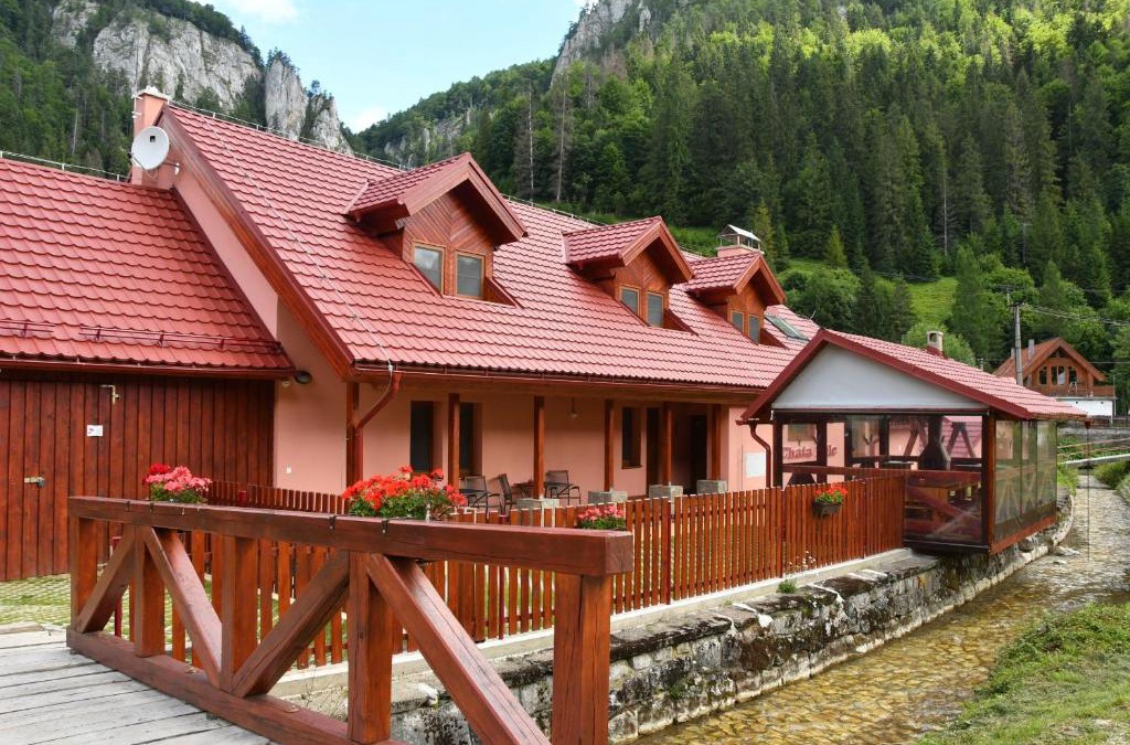 Stratena Cabin | Chata PELC