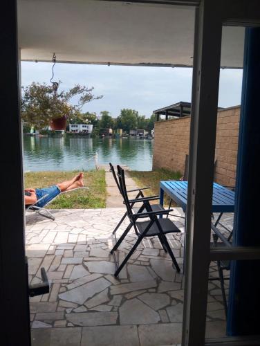 Senec House | Chata pri jazere - Slnečné jazerá