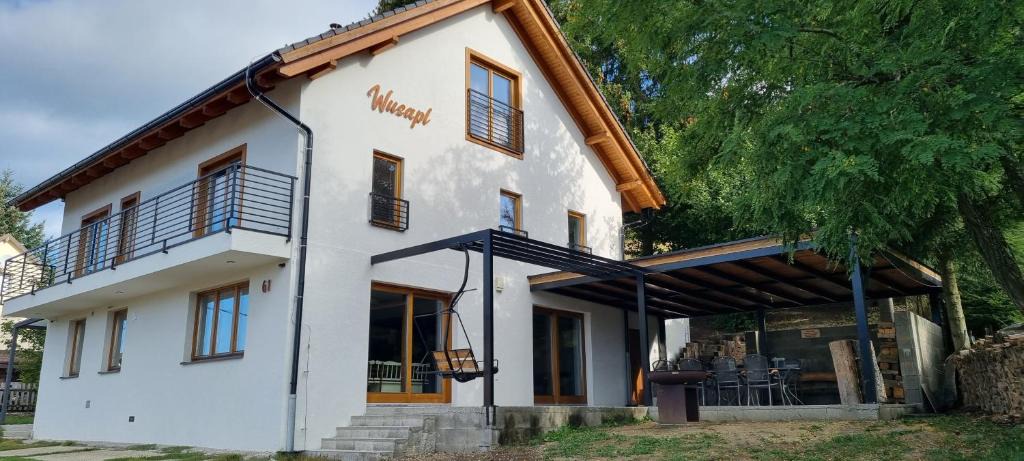 Krahule Ski Chalet | Chata WUSAPL