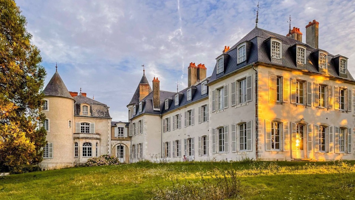 Thauvenay Other | Chateau Coraline - Twentyfour Bedroom Castle, Sleeps 47