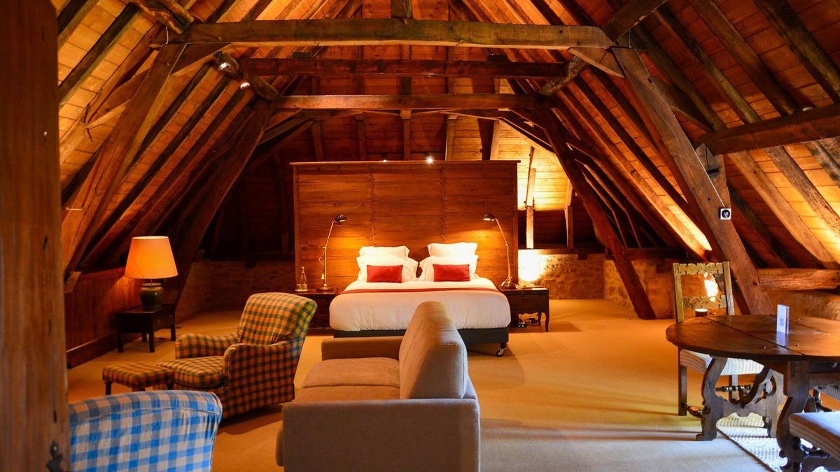 Beaujolais Pierres Dorees Hotel | Chateau de BAGNOLS