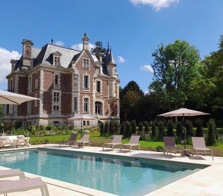 Hieville House | Chateau de Hiéville