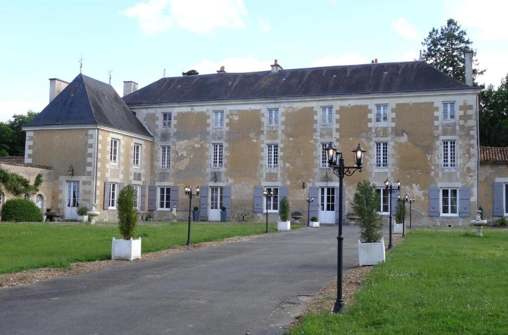 Savigny-Levescault House | Chateau de la Touche proche Poitiers