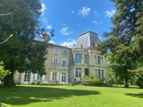 Alixan Bed & Breakfast | Chateau de Vaugelas - Charmant domaine près de Valence