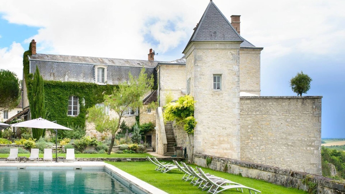 Mailly-le-Chateau Other | Chateau Des Siecles - Thirteen Bedroom Castle, Sleeps 33