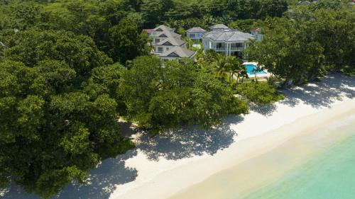 Beau Vallon Hotel | Chateau Elysium