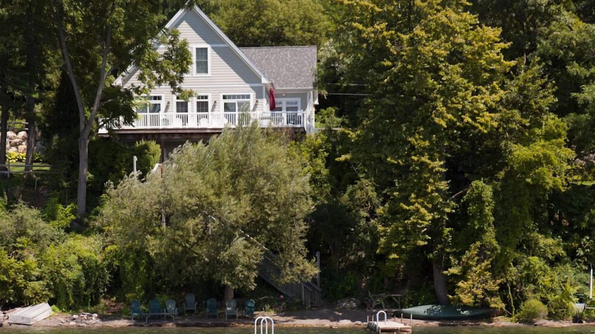Keuka Park Cottage | Chateau Esperanza: "A Relaxing Lakeside Retreat"