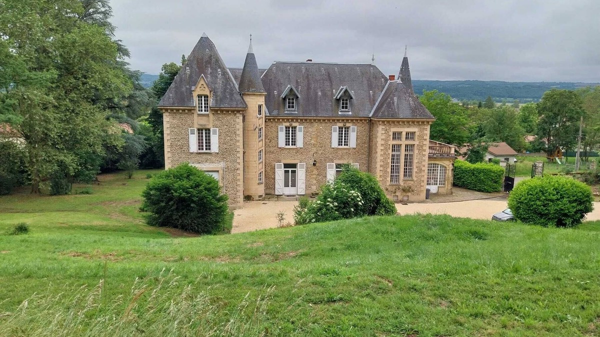 Marcilloles Other | Château Fédora in the heart of the peaceful countryside.