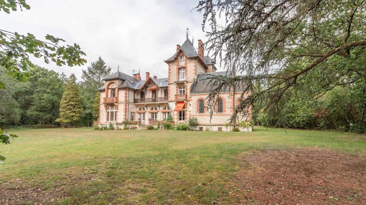Pierrefitte-sur-Sauldre House | Chateau du Bois Rabot - Exceptionnel - Sologne