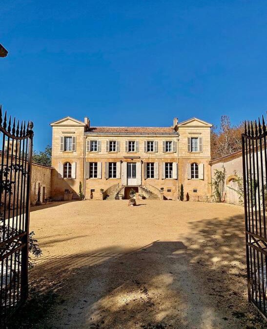 Rouffignac-de-Sigoules Villa | Château Le Repos - Luxury air-conditioned property with pool
