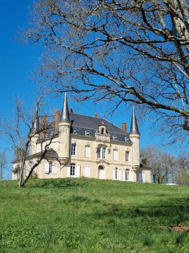 Semelay Bed & Breakfast | Chateau Le Plessis